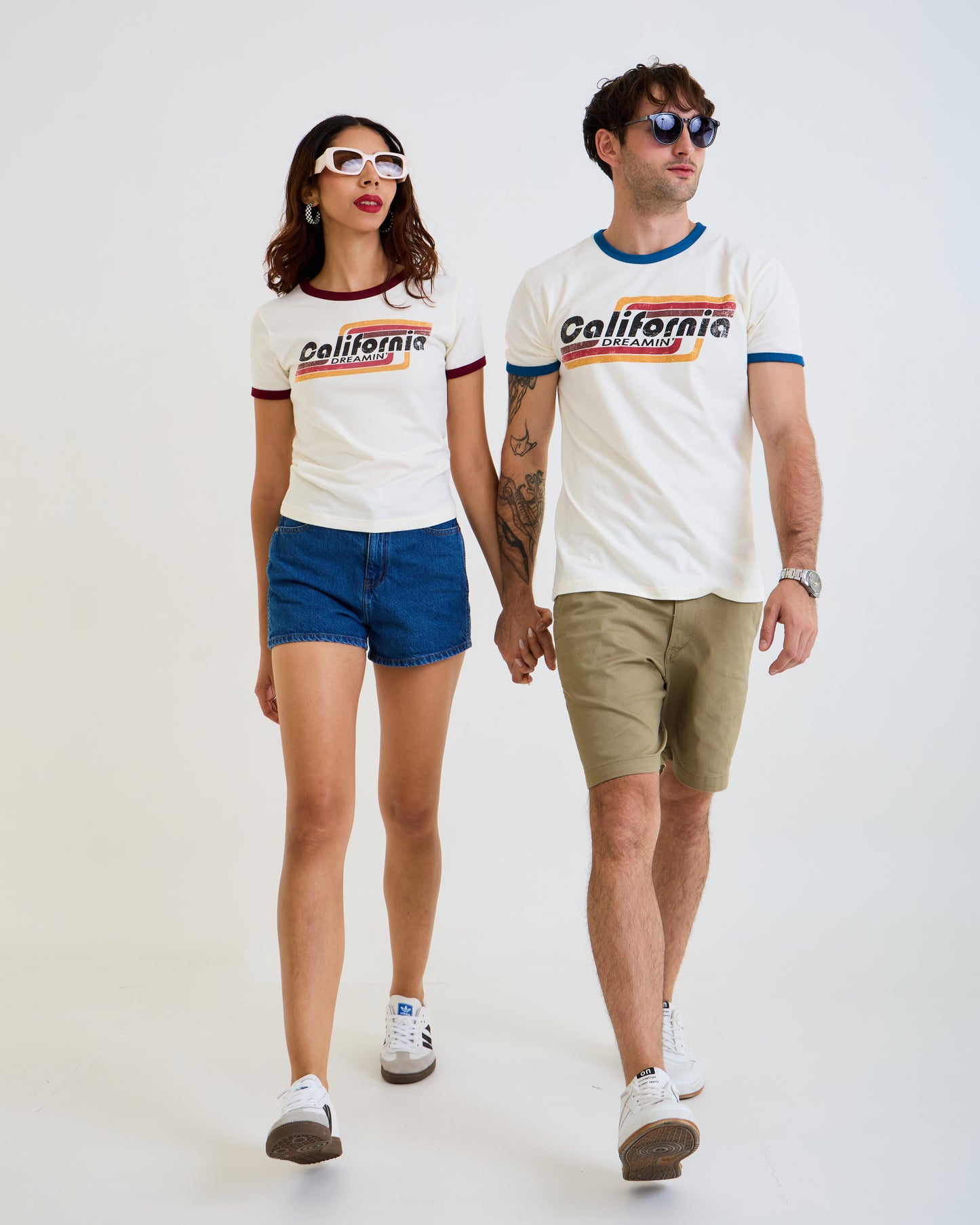 Vintage Unisex T-Shirt – California Dreamin Graphic – Retro Ringer Style – Off-White