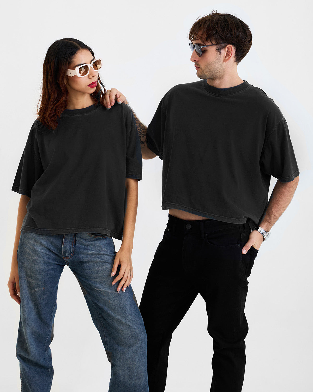 Oversized T Shirt Unisex Cropped (Black)