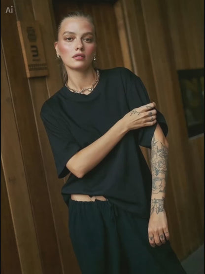 Vintage Oversized Cropped T-Shirt – Unisex Retro Black Tee – Boxy Fit