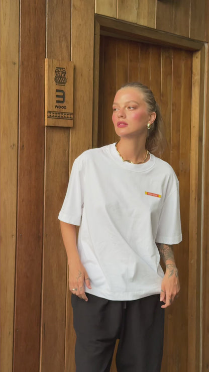 Vintage Oversized Cropped T-Shirt – Unisex Road Warrior Car White Tee – Boxy Fit